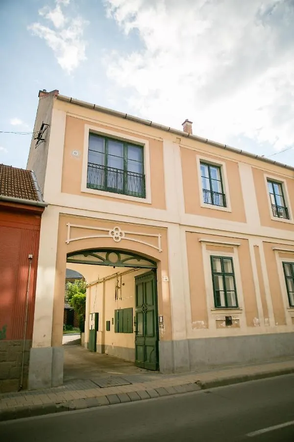 Impulse Apartman Apartment Eger